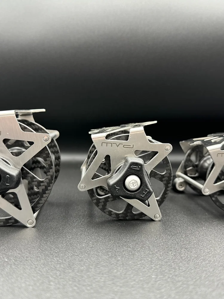 MVD Reel Vertical Carbon Edition - Image 5
